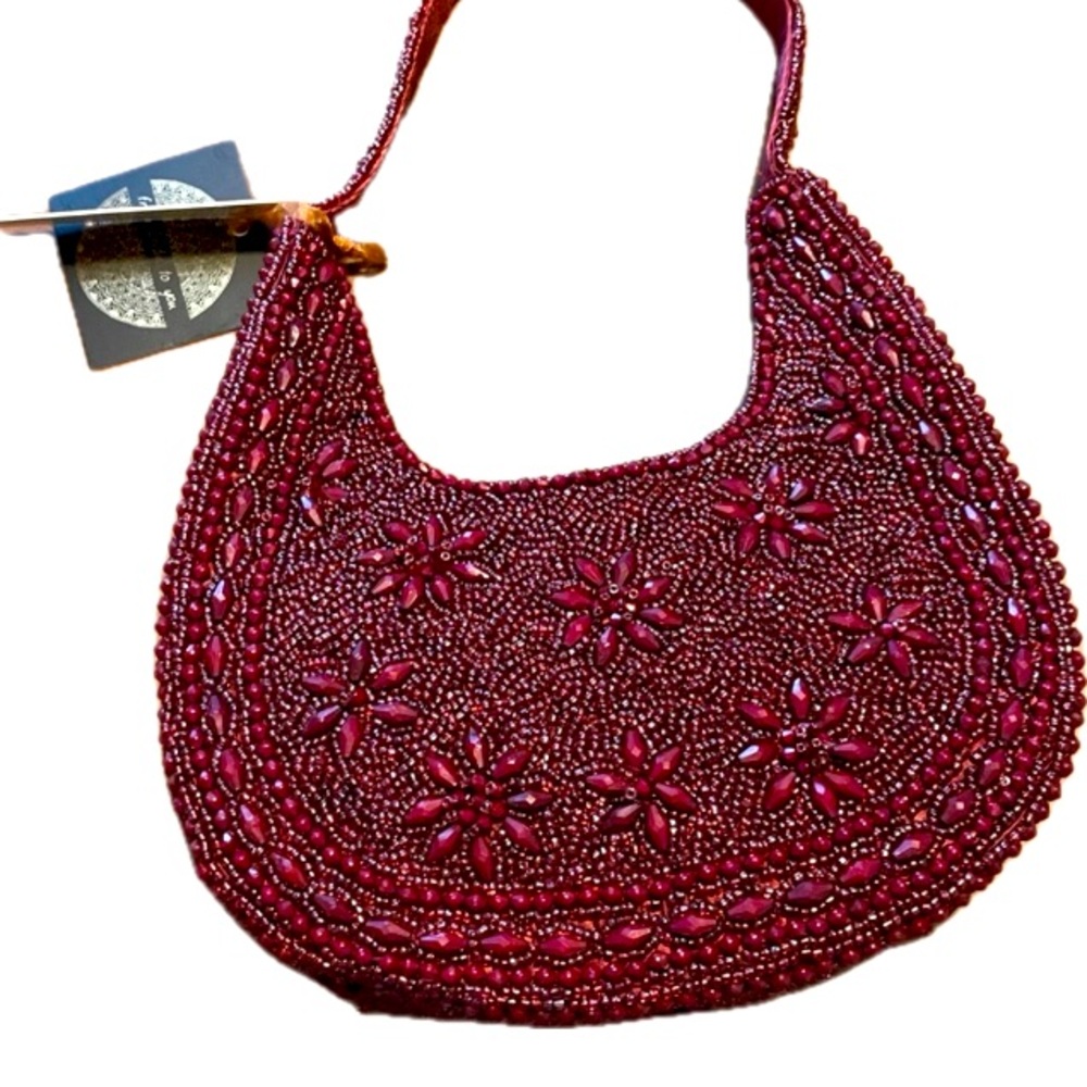 NWT ⚜️♥️⚜️ From India to you Gorgeous Burgundy Floral Beaded Purse - Picture 2 of 10